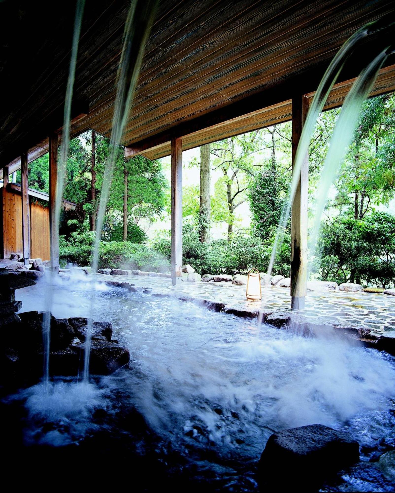 Hinotani Onsen Misugi Resort Цу Екстериор снимка