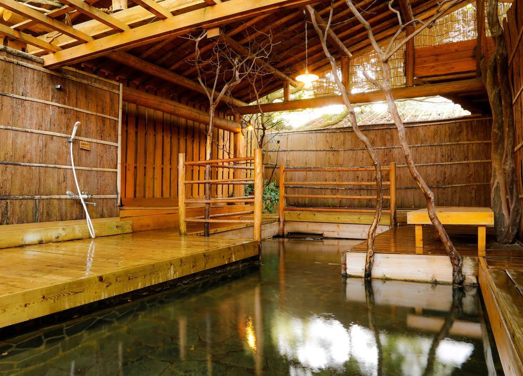 Hinotani Onsen Misugi Resort Цу Екстериор снимка